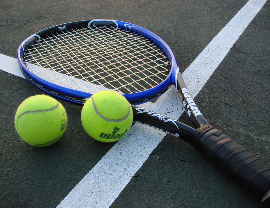 que faire aux Lacs de l'eau d'heure activité - Tennis et squash