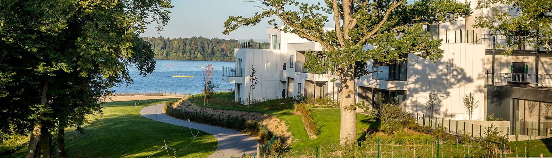 Het Golden Lakes Hotel - Het Hotel van de Meren van L'Eau D'Heure